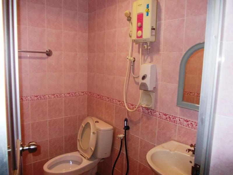 Lotus Hotel Johor Bahru Bagian luar foto