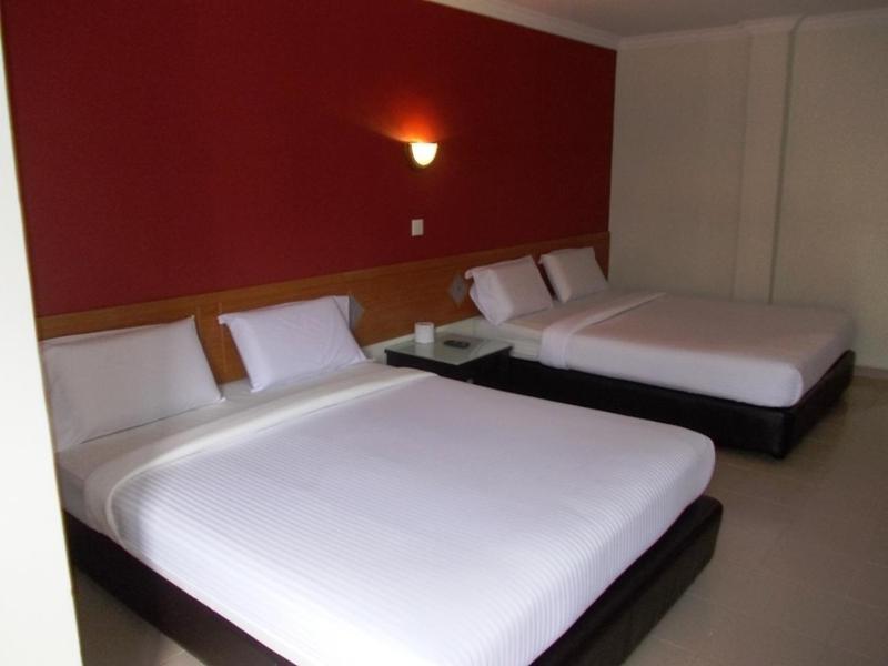 Lotus Hotel Johor Bahru Bagian luar foto